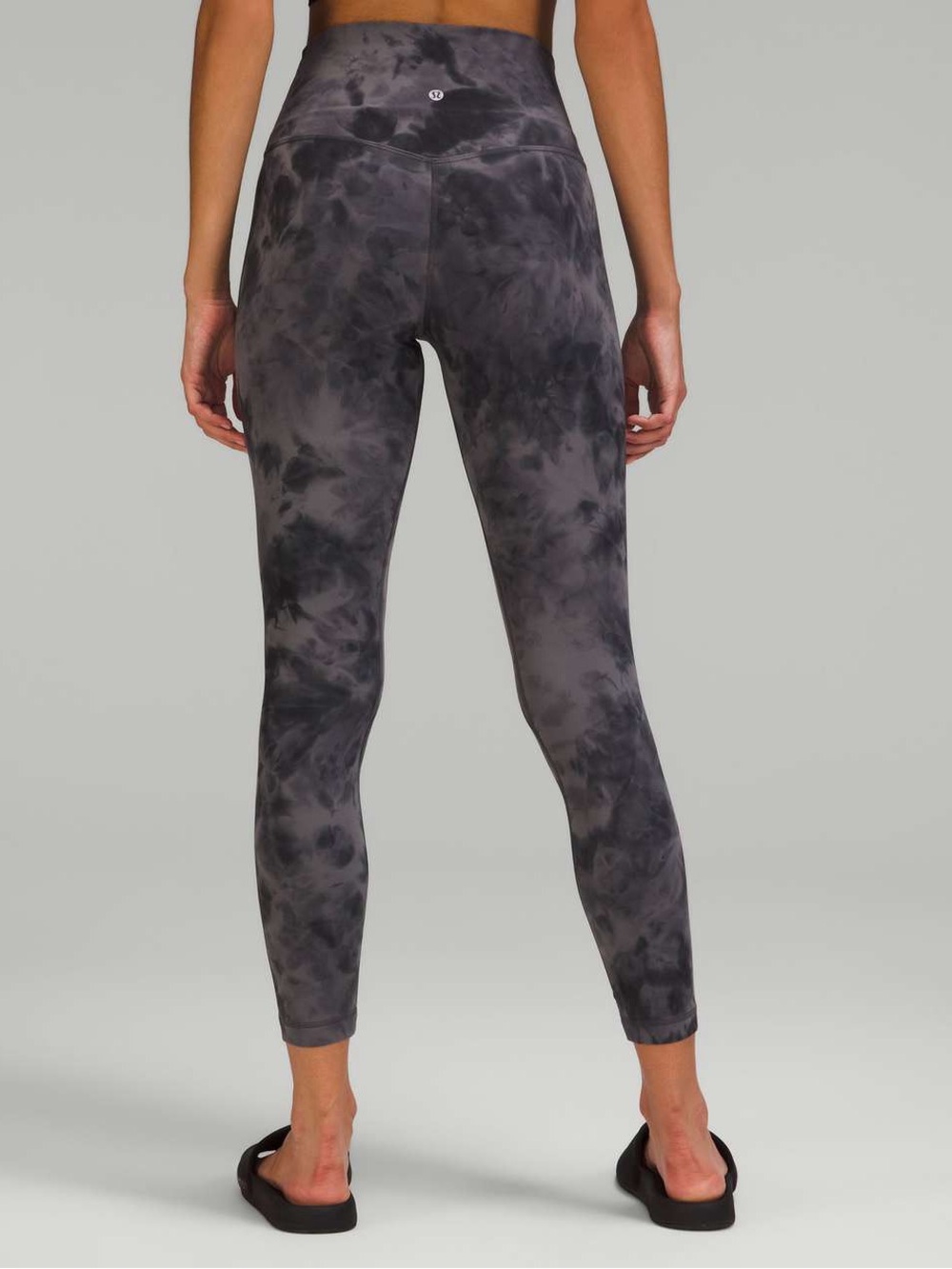 Lululemon Align High-Rise Pant 25"
Diamond Dye Pitch Grey Graphite Grey
